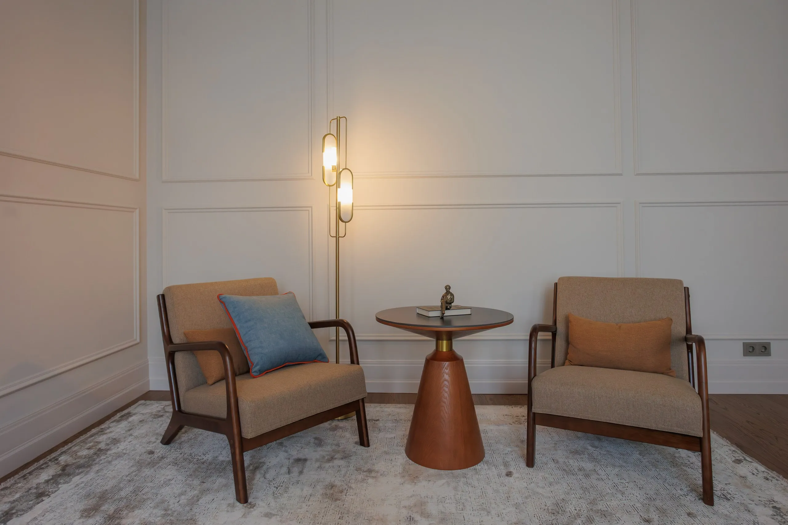 Embassy Suite with balcony